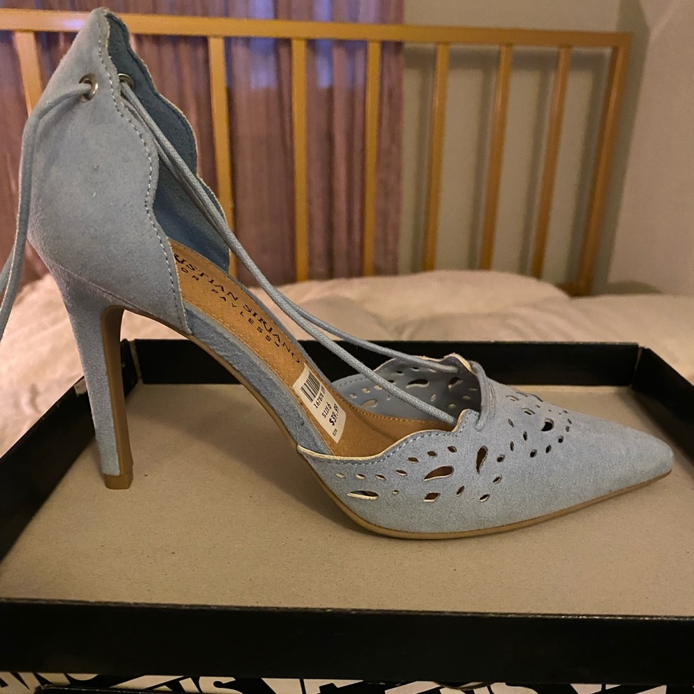Christian Siriano Josephine light Blue Heels, Size 6, Brand New In Box